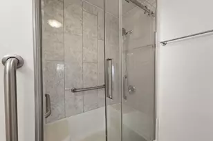 546 E Jenkins Ave, Columbus, OH 43207 - Photo 22