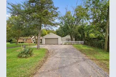 4912 Harrisburg Pike, Grove City, OH 43123 - Photo 2