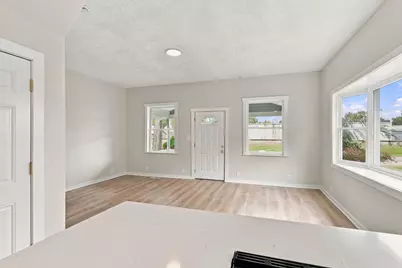 23 E Oak Street, Canal Winchester, OH 43110 - Photo 28