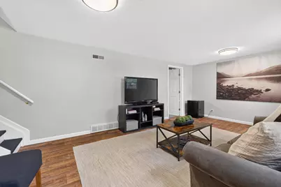 2755 Cryodon Boulevard W, Columbus, OH 43232 - Photo 32