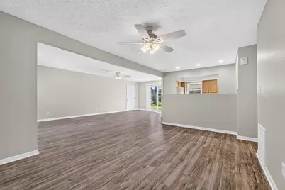 1999 Cory Drive, Hilliard, OH 43026 - Photo 2