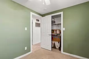 305 Meadow Dr, Circleville, OH 43113 - Photo 24