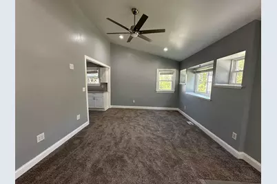 291 N Wheatland Avenue, Columbus, OH 43204 - Photo 6