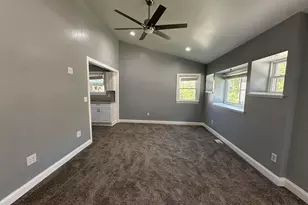 291 N Wheatland Ave, Columbus, OH 43204 - Photo 6