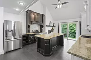 1855 Fontenay Ct, Columbus, OH 43235 - Photo 18