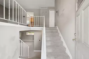 5446 Mellowbrook Ct, Columbus, OH 43232 - Photo 2