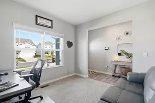 283 Sandburg Dr, Lithopolis, OH 43136 - Photo 20