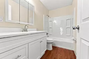 6350 Well Fleet Dr, Columbus, OH 43231 - Photo 2