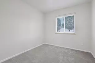 516 Harland Dr, Columbus, OH 43207 - Photo 24