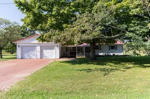 21455 McCoy Rd, Circleville, OH 43113 - Photo 1
