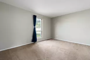 2073 Park Run Dr, Columbus, OH 43220 - Photo 18