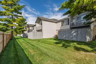 2073 Park Run Dr, Columbus, OH 43220 - Photo 32