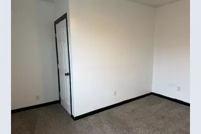 489 Saint Clair Avenue, Columbus, OH 43203 - Photo 16