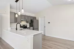 1726 Weather Stone Ln, Columbus, OH 43235 - Photo 16