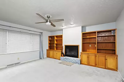 685 N Satinwood Circle N, Mansfield, OH 44903 - Photo 4