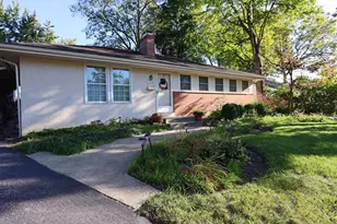 1208 Shady Hill Dr, Columbus, OH 43221 - Photo 1