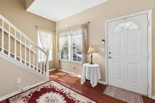 1246 Hall Ln, Gahanna, OH 43230 - Photo 4