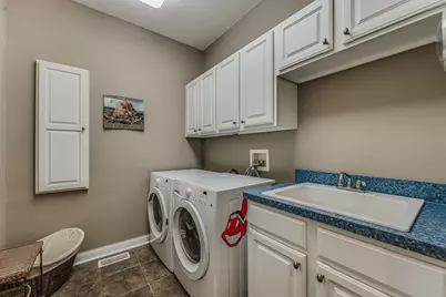 7681 Clear Creek Court, Blacklick, OH 43004 - Photo 52