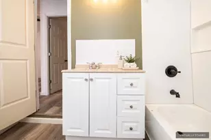 4981 Cleveland Ave, Columbus, OH 43231 - Photo 24