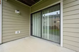 6749 Meadow Creek Dr, Columbus, OH 43235 - Photo 26