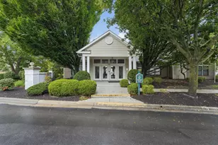 6749 Meadow Creek Dr, Columbus, OH 43235 - Photo 28