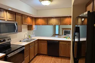 140 Hanover Ct, Delaware, OH 43015 - Photo 4