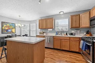 9214 Windy Creek Dr, Columbus, OH 43240 - Photo 8