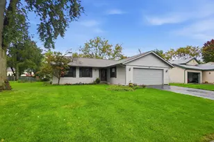 541 Saulsbury Ct, Columbus, OH 43230 - Photo 2