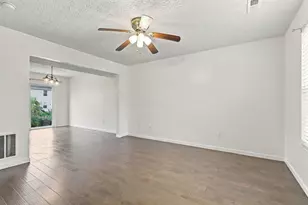 1349 Wagy Square, Pataskala, OH 43062 - Photo 6
