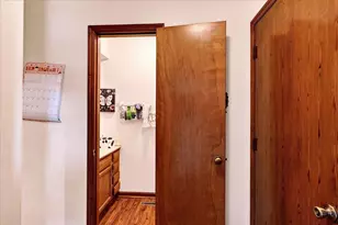 3153 Parkview Cir, Grove City, OH 43123 - Photo 16