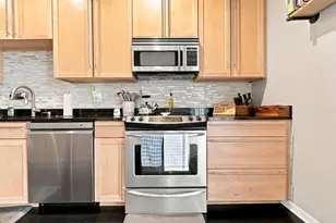 221 N Front St, Columbus, OH 43215 - Photo 28