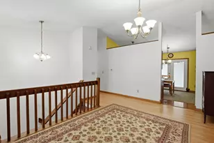 1089 Esther Dr, Columbus, OH 43207 - Photo 8