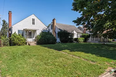 22 E Royal Forest Boulevard, Columbus, OH 43214 - Photo 2