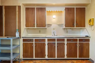 22 E Royal Forest Blvd, Columbus, OH 43214 - Photo 12