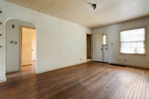22 E Royal Forest Blvd, Columbus, OH 43214 - Photo 8