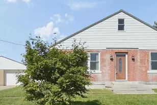 9028 Zane Trail Rd, Circleville, OH 43113 - Photo 2