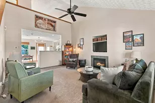 2998 Dustin's Wy, Columbus, OH 43228 - Photo 8