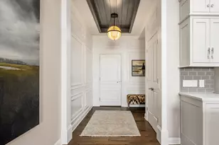 250 W Spring St, Columbus, OH 43215 - Photo 2