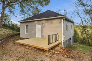 145 Rodgers St, Corning, OH 43730 - Photo 4