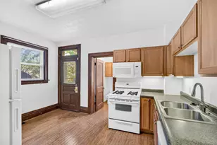 2211 N 4th St, Columbus, OH 43201 - Photo 8
