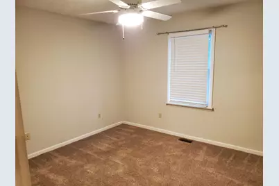 1201 Farmington Lane, Washington Court House, OH 43160 - Photo 6