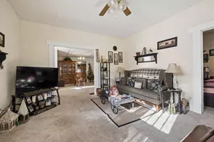 199 N Market St, Mount Sterling, OH 43143 - Photo 2