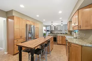 470 Sutterton Dr, Columbus, OH 43230 - Photo 4
