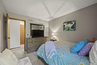 5146 Drumcliff Court, Columbus, OH 43221 - Photo 32