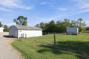 6270 Indian Run Rd NE, Pleasantville, OH 43148 - Photo 30