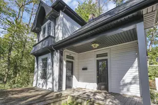 229 N Spring St, Logan, OH 43138 - Photo 4