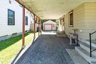 1247 Carolyn Ave, Columbus, OH 43224 - Photo 2