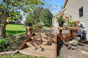 215 Ashley Ct, Columbus, OH 43230 - Photo 46