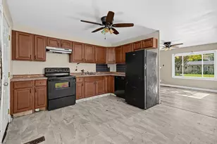 126 Phelps Rd, Columbus, OH 43207 - Photo 4