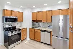 2815 Brookpark Cir E, Grove City, OH 43123 - Photo 16